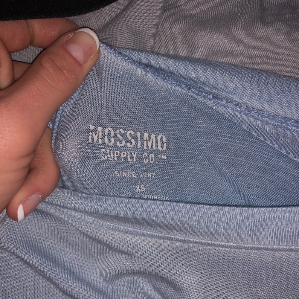 Blue top - Picture 2 of 3